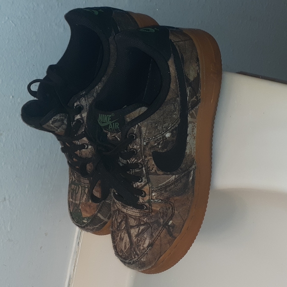 Custom Air Force Ones - Picture 3 of 5